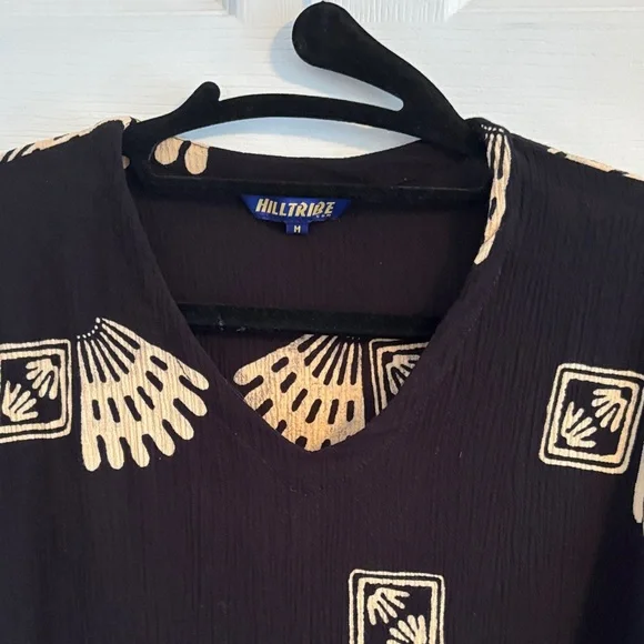 Boho Asymmetrical Top-Medium - Picture 3 of 10